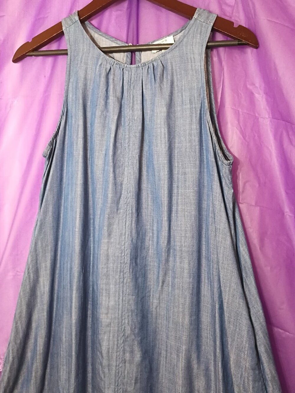 Crown & Ivy Women's Denim Look Dress Size Medium